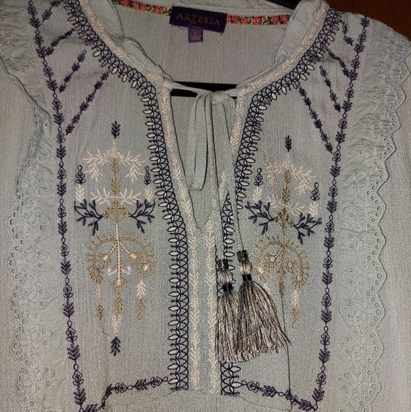 SOLD!  Sale 🌞 Artesia~Pastel Blue Embroidered Ruffle Eyelet Tassel Blouse NWOT - Picture 7 of 16